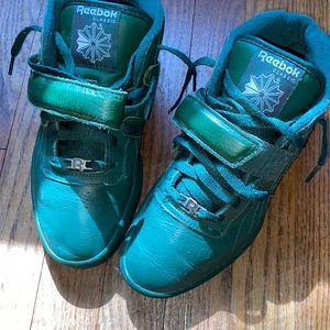 Green mid cut Workout Reebok’s